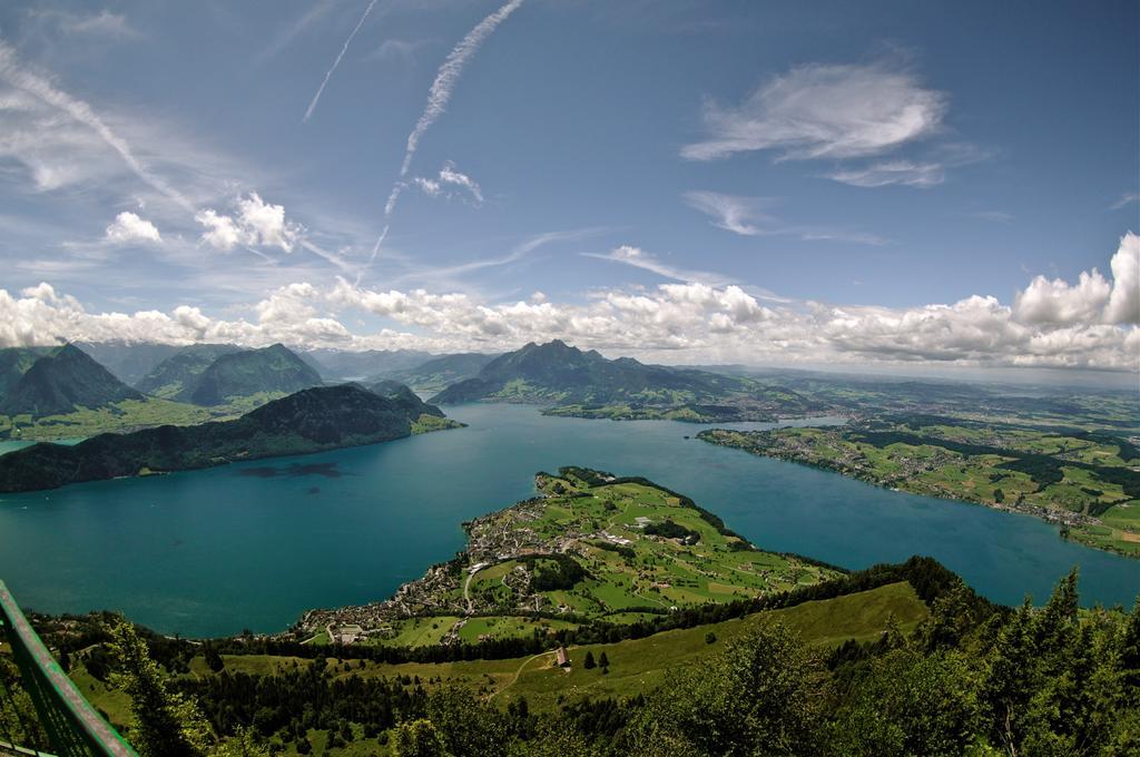 Готель Landgasthof Schlussel Alpnach Екстер'єр фото